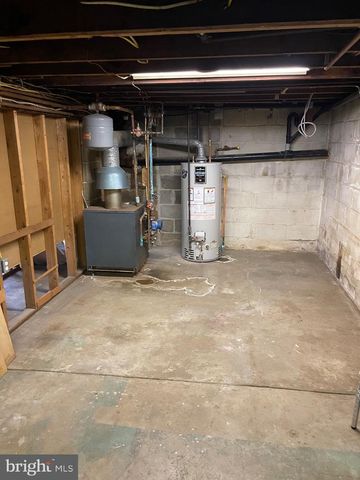 322 MCKINLEY AVE, Pitman, NJ 08071