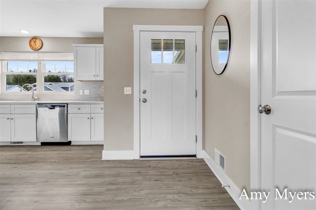 2601 Eagle Ridge, Muskegon, MI 49444