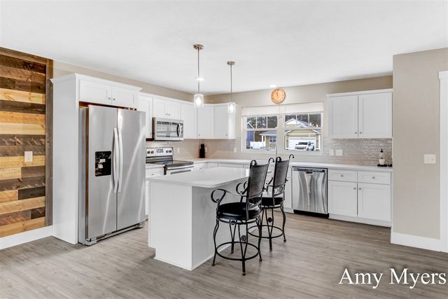 2601 Eagle Ridge, Muskegon, MI 49444