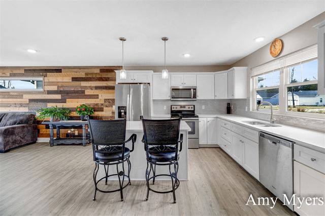 2601 Eagle Ridge, Muskegon, MI 49444