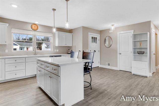 2601 Eagle Ridge, Muskegon, MI 49444