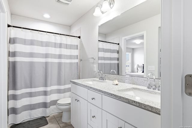 5602 Chestnut Xing, San Antonio, TX 78266