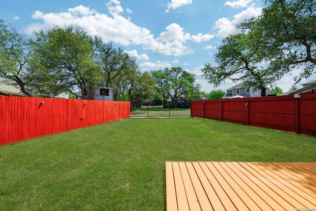 5602 Chestnut Xing, San Antonio, TX 78266