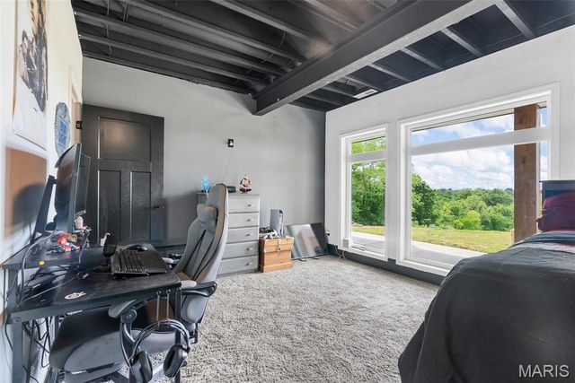 22206 Tree Farm Road, Warrenton, MO 63383