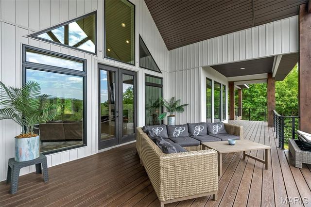 22206 Tree Farm Road, Warrenton, MO 63383