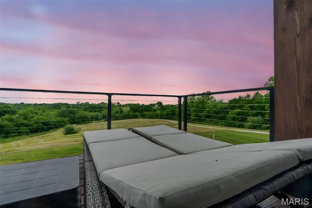 22206 Tree Farm Road, Warrenton, MO 63383