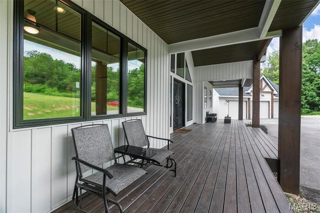 22206 Tree Farm Road, Warrenton, MO 63383