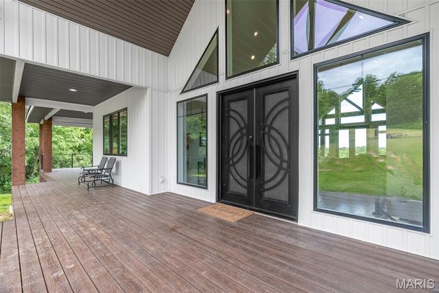 22206 Tree Farm Road, Warrenton, MO 63383