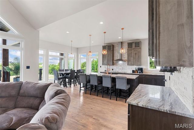 22206 Tree Farm Road, Warrenton, MO 63383