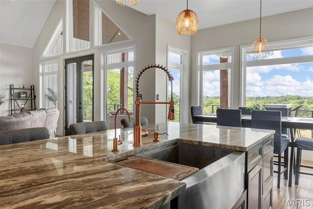 22206 Tree Farm Road, Warrenton, MO 63383