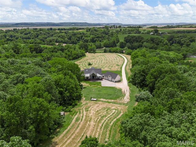 22206 Tree Farm Road, Warrenton, MO 63383