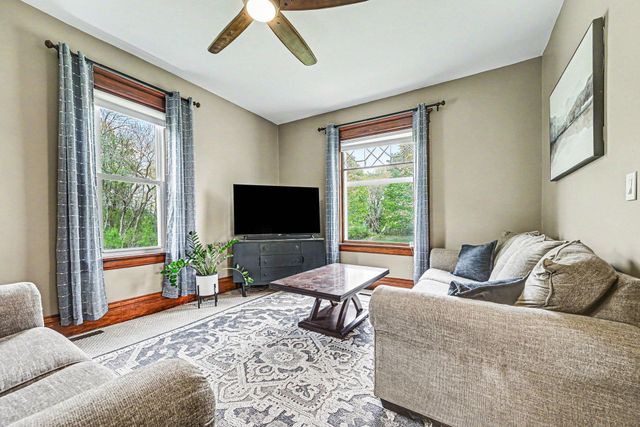 16680 County Road 40, Carver, MN 55315
