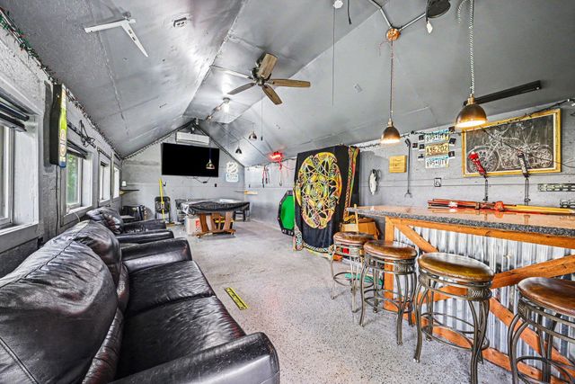 16680 County Road 40, Carver, MN 55315