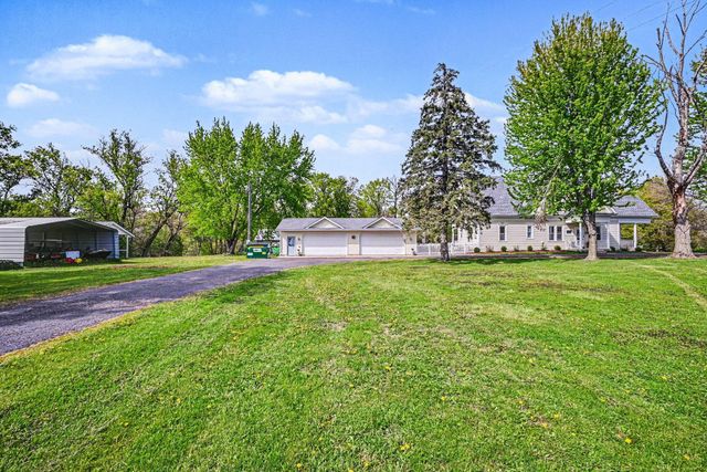 16680 County Road 40, Carver, MN 55315