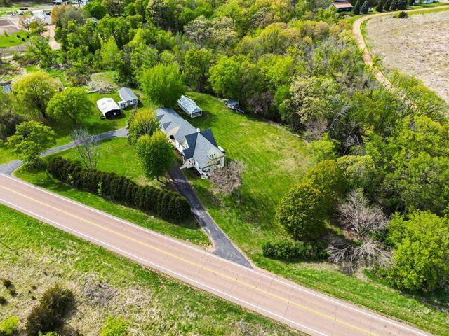 16680 County Road 40, Carver, MN 55315
