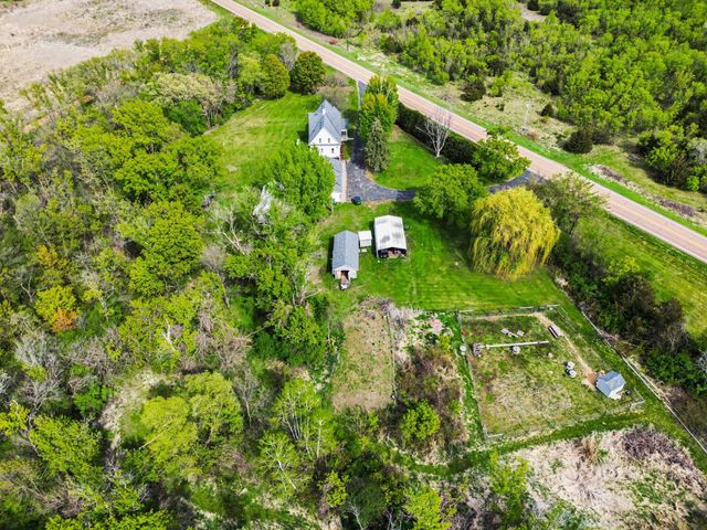 16680 County Road 40, Carver, MN 55315