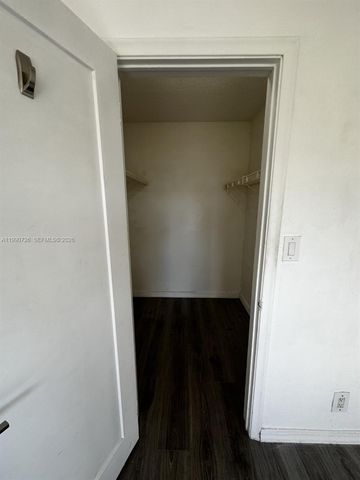 9001 SW 77th Ave C604, Miami, FL 33156