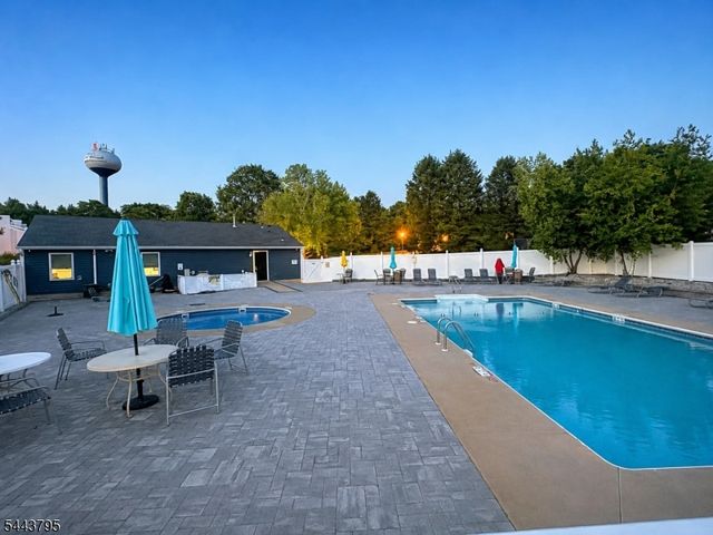 29 Constitution Way, Franklin Boro, NJ 07416