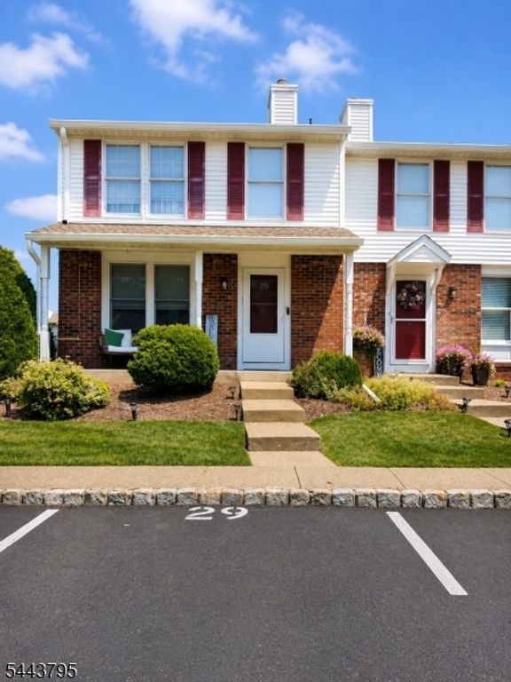 29 Constitution Way, Franklin Boro, NJ 07416