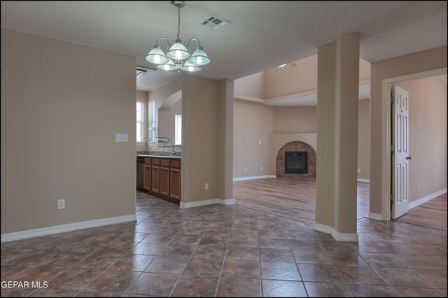 1509 LUZ DE SOL Drive, El Paso, TX 79912