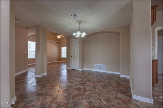 1509 LUZ DE SOL Drive, El Paso, TX 79912