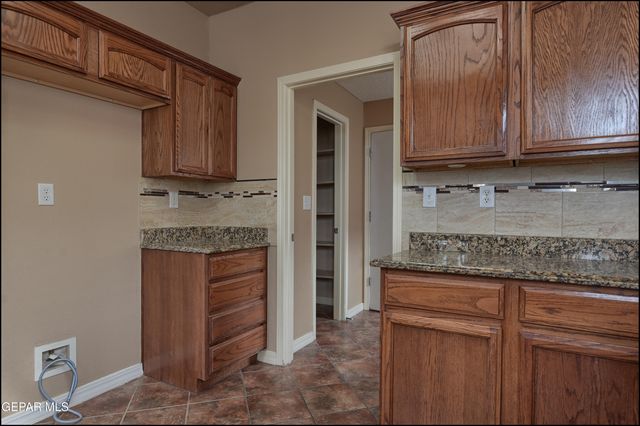 1509 LUZ DE SOL Drive, El Paso, TX 79912