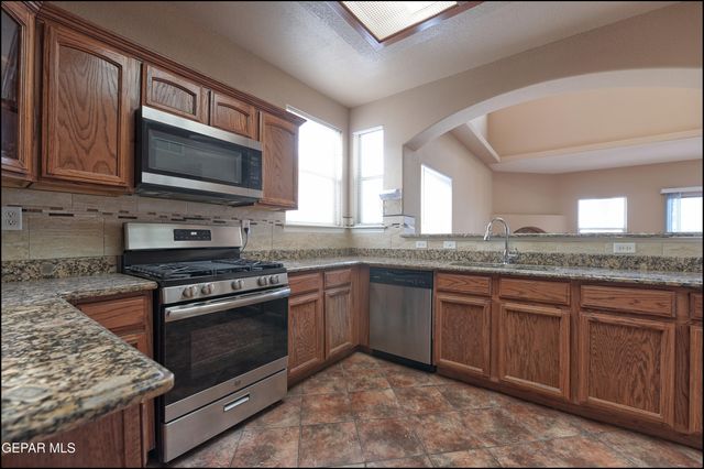 1509 LUZ DE SOL Drive, El Paso, TX 79912