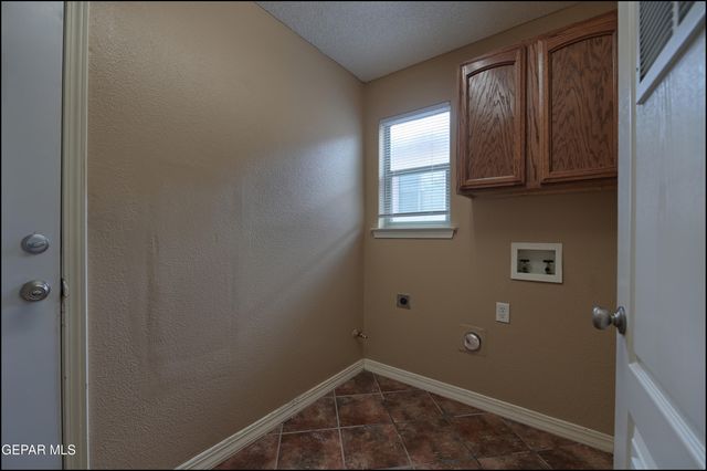 1509 LUZ DE SOL Drive, El Paso, TX 79912