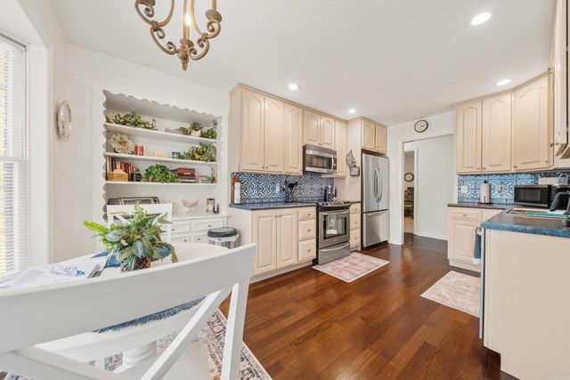 69 Malaga Way, Hot Springs Village, AR 71909