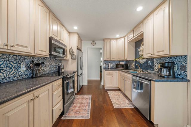 69 Malaga Way, Hot Springs Village, AR 71909