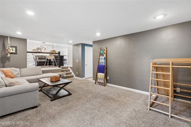 3530 SW 28th Street, Des Moines, IA 50321