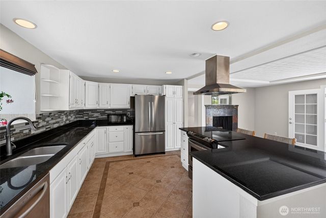 405 14th Avenue, Milton, WA 98354