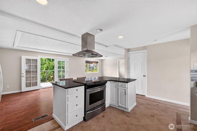 405 14th Avenue, Milton, WA 98354