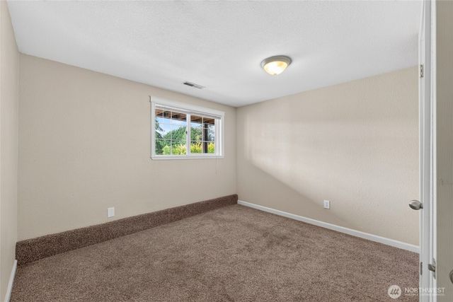 405 14th Avenue, Milton, WA 98354