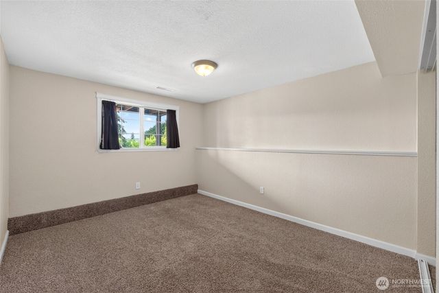 405 14th Avenue, Milton, WA 98354