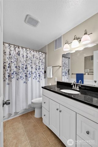 405 14th Avenue, Milton, WA 98354