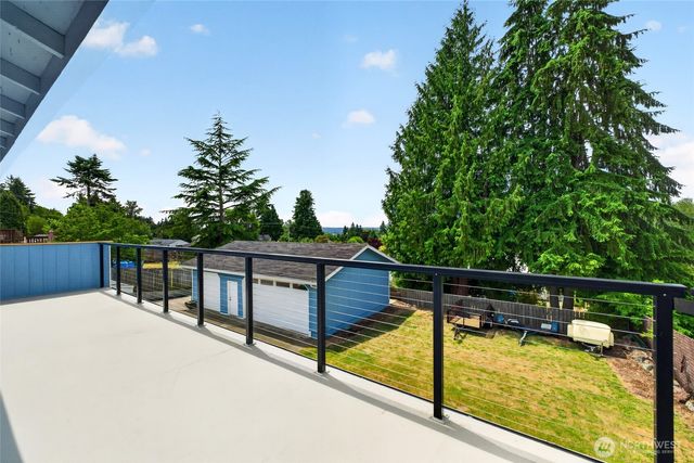 405 14th Avenue, Milton, WA 98354