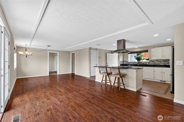 405 14th Avenue, Milton, WA 98354