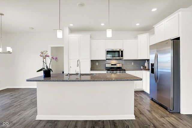 6390 Flag Stop Drive, Whitestown, IN 46075