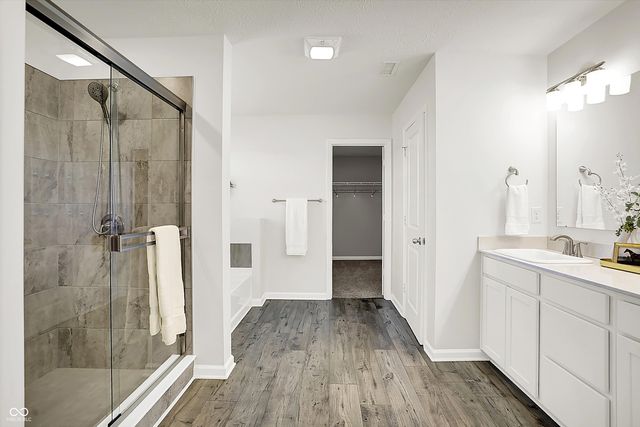 6390 Flag Stop Drive, Whitestown, IN 46075