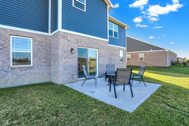 6390 Flag Stop Drive, Whitestown, IN 46075