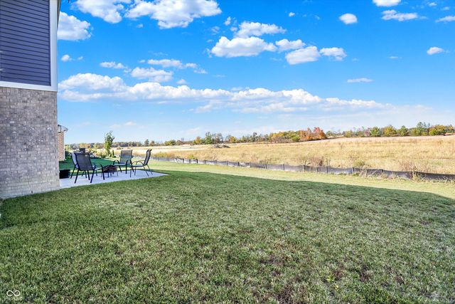 6390 Flag Stop Drive, Whitestown, IN 46075