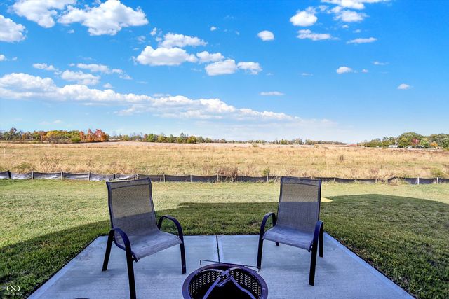 6390 Flag Stop Drive, Whitestown, IN 46075