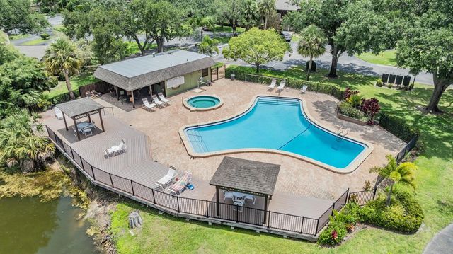 1400 TARPON WOODS BOULEVARD E4, Palm Harbor, FL 34685