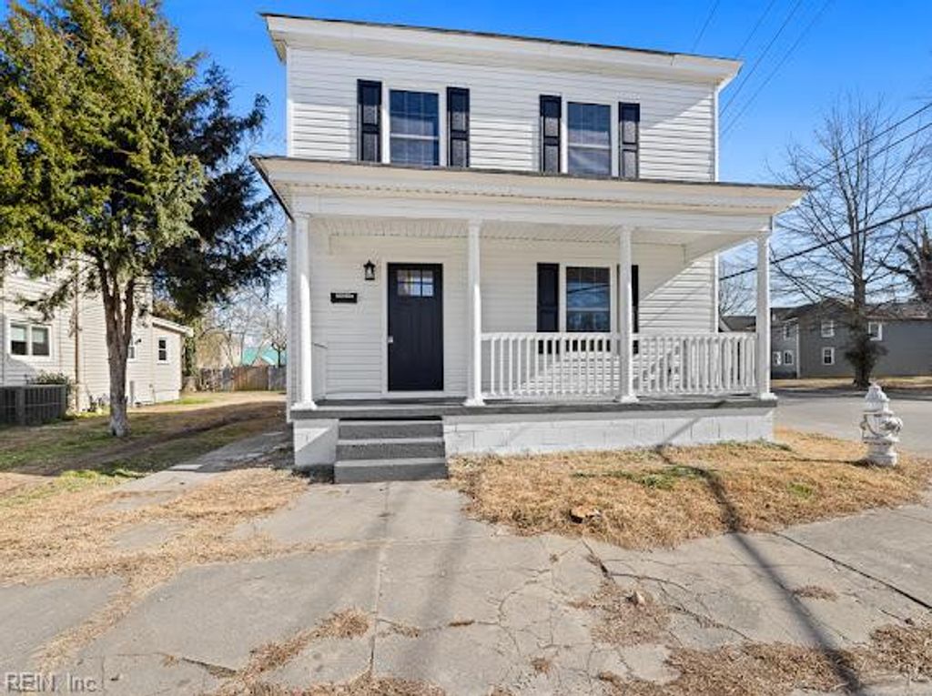 152 Lee ST, Suffolk, VA 23434