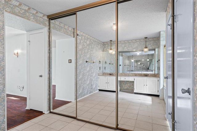 4405 Clarno DR, Austin, TX 78749