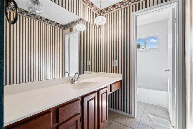 4405 Clarno DR, Austin, TX 78749