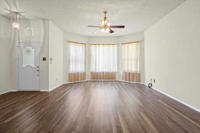 4405 Clarno DR, Austin, TX 78749