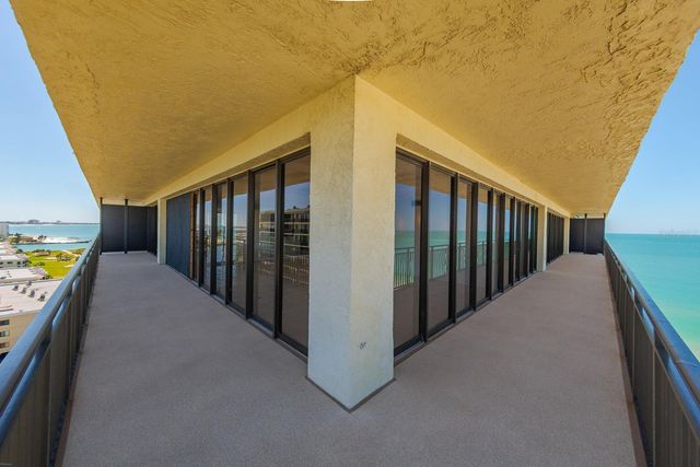 7650 BAYSHORE DRIVE 1105, Treasure Island, FL 33706