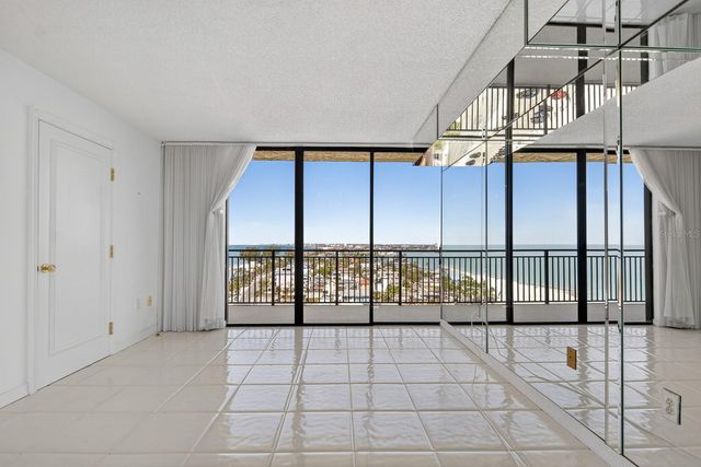 7650 BAYSHORE DRIVE 1105, Treasure Island, FL 33706